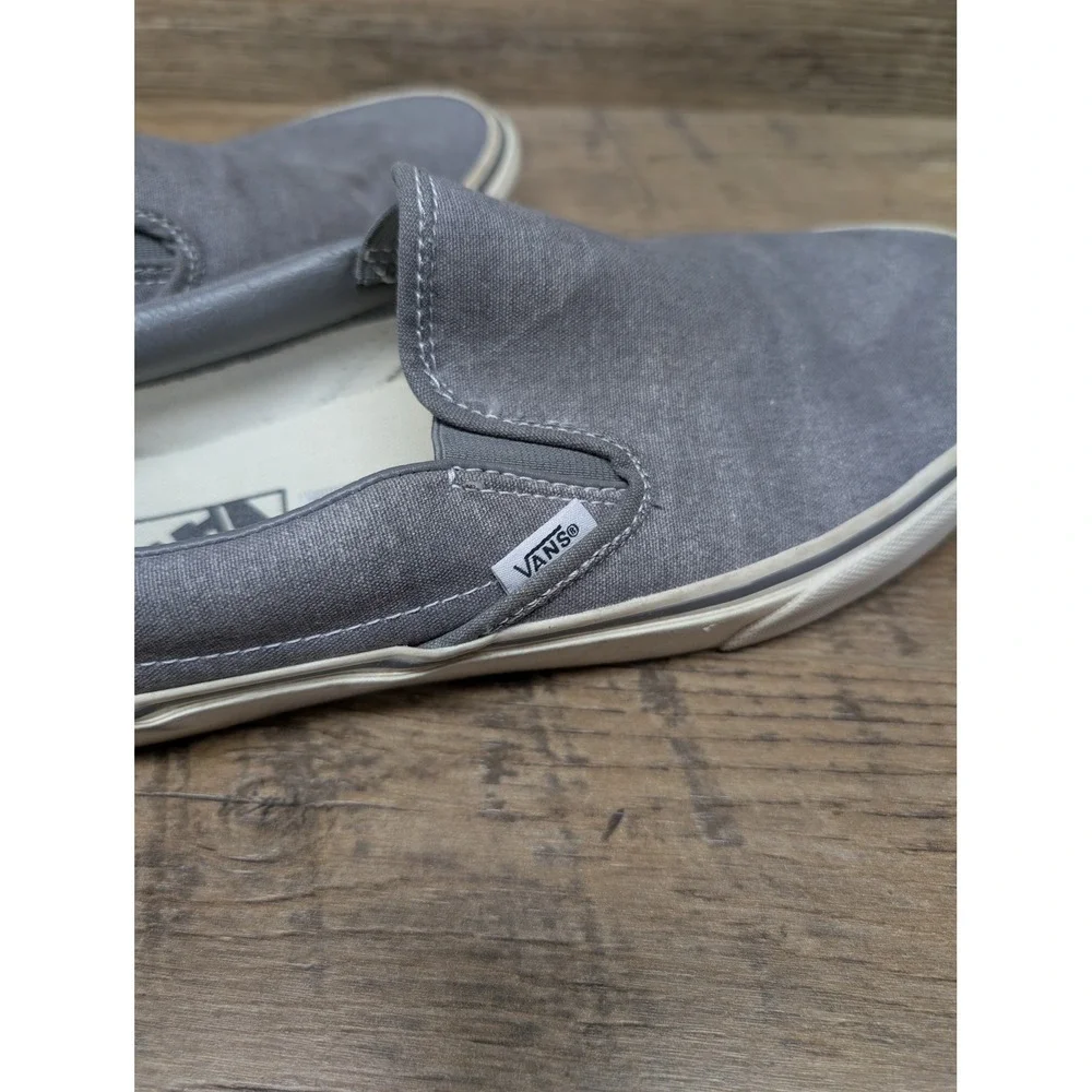 Vans Classic Slip-On Skate Shoes Unisex Size 9.5W / 8M‎ Gray Casual Style